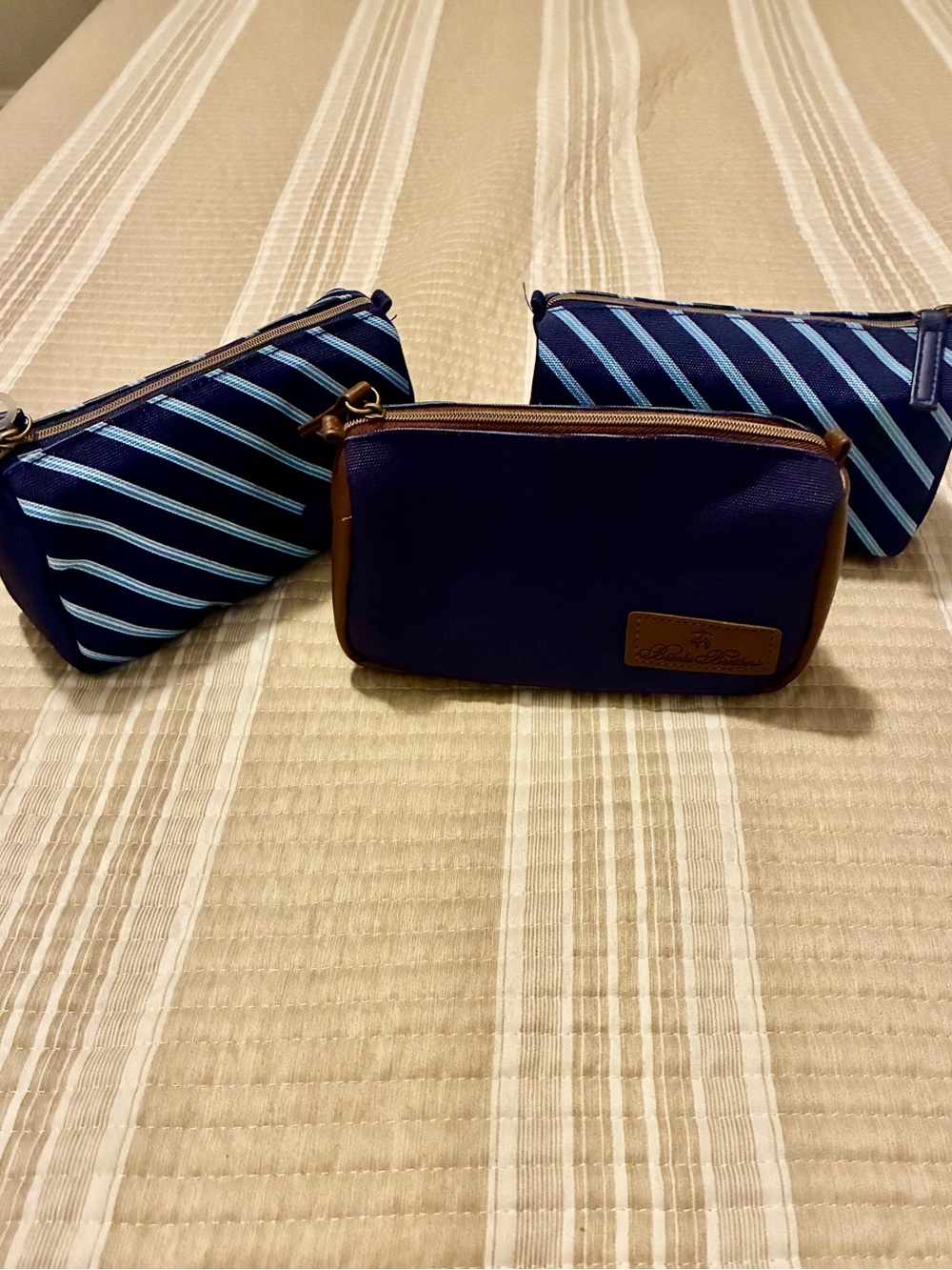 BROOKS BROTHERS Set Navy Blue Travel Pouches NWOT